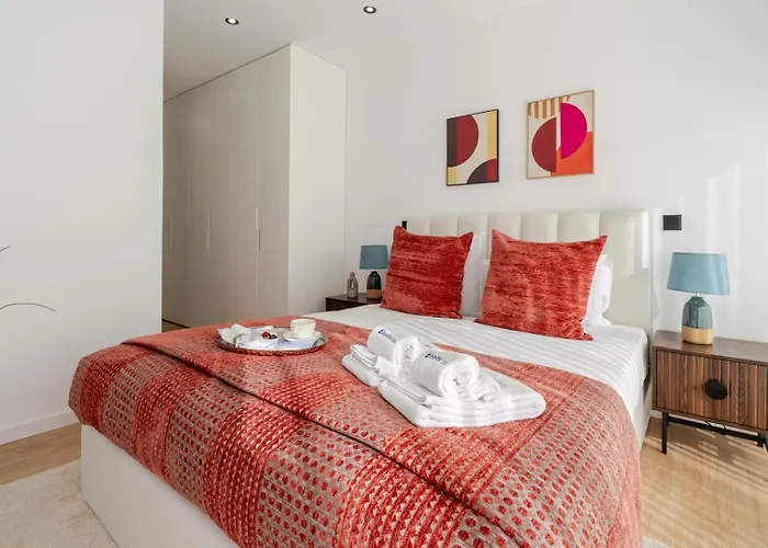 Apartament Urban Terrace & Stylish Living Spaces By Hostwise