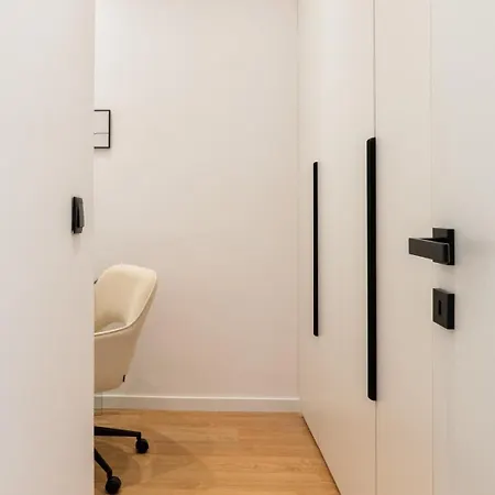 Urban Terrace & Stylish Living Spaces By Hostwise Apartment