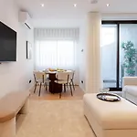 Urban Terrace & Stylish Living Spaces By Hostwise Porto